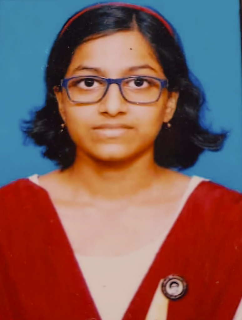 Portrait of Shreya Roy, the JCP Academy student who scored 95.64 percentile in JEE Mains 2025.